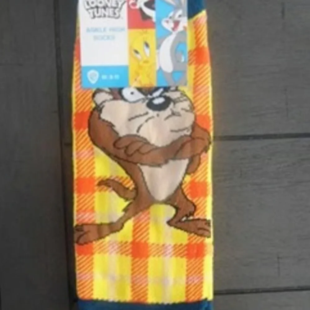 Looney Tunes Tweety Ankle High Socks, 3 Pairs Size 9-11